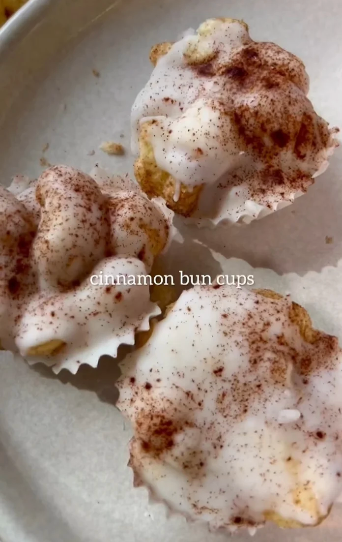 Cinnamon Bun Cups by @behindthesnack